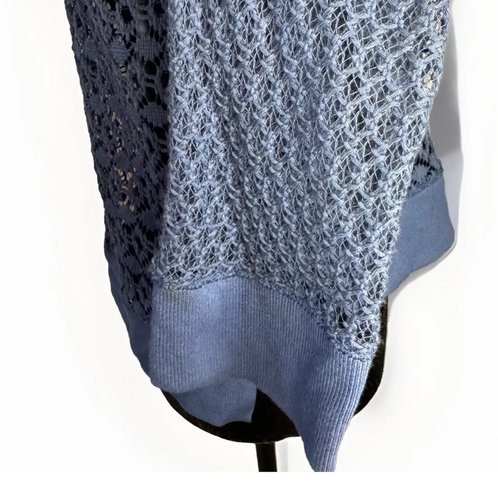 Abercrombie & Fitch Top L Blue Crochet Open Knit Boxy Festival Concert Beach EUC - Picture 5 of 6